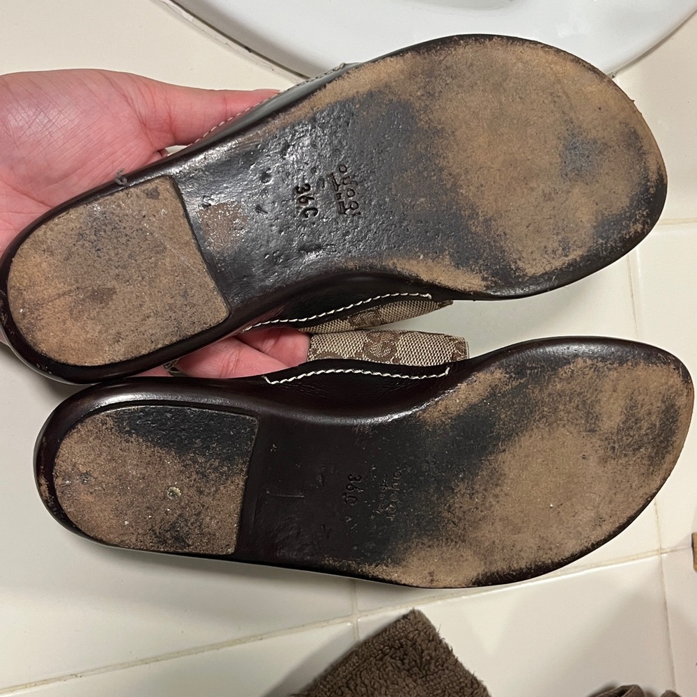 Gucci Brown and Gold Sandals authentic - Picture 6 of 6